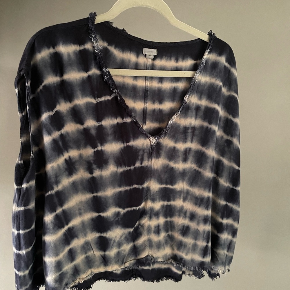Ecote Navy and Tan Boxy Relaxed Blouse